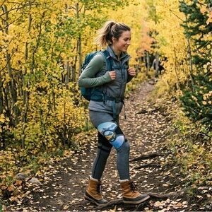 Colorado Threads Maroon Bells Hiking Leggings - Women’s Medium Mountain Print